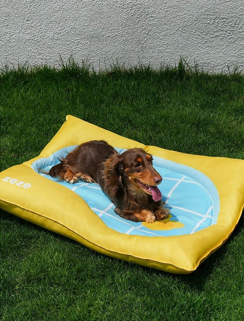 Playful Duck-inspired Cooling Bed