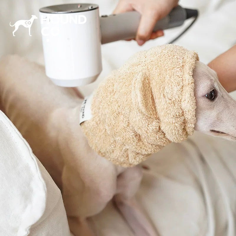 Plush Noise-Reducing Pet Hood