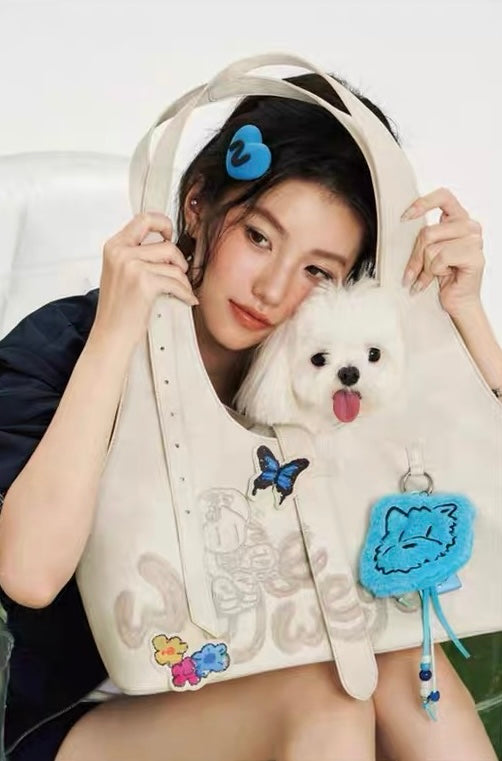 The Mercer Tote Carrier