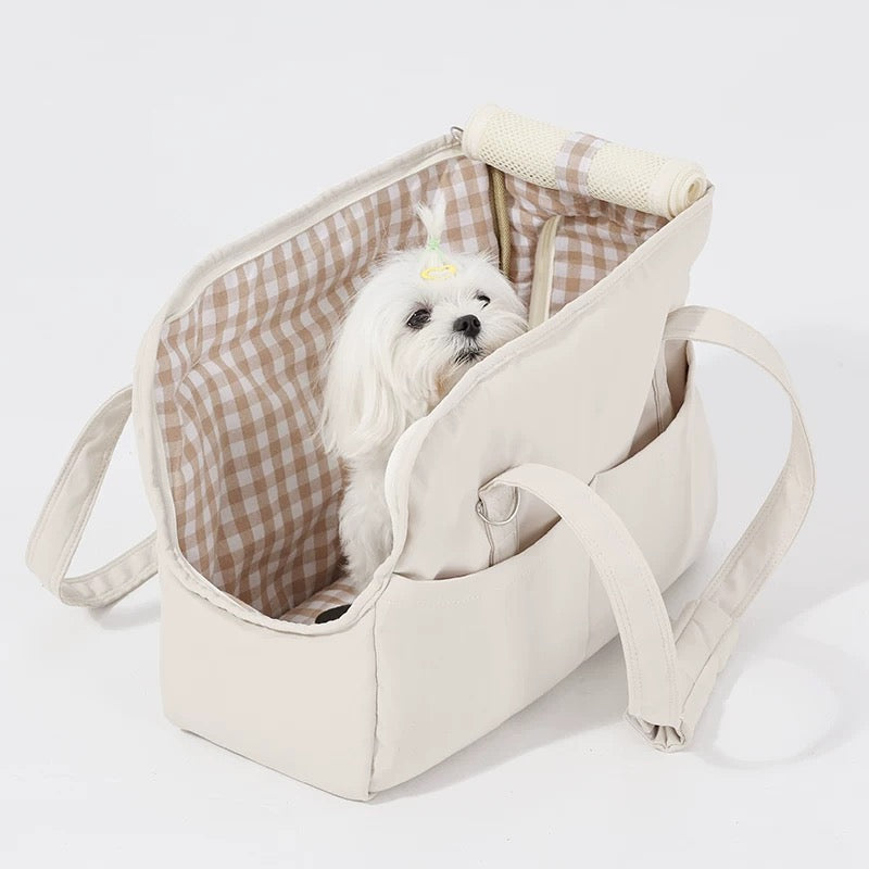 The Petite Luxe Travel Tote
