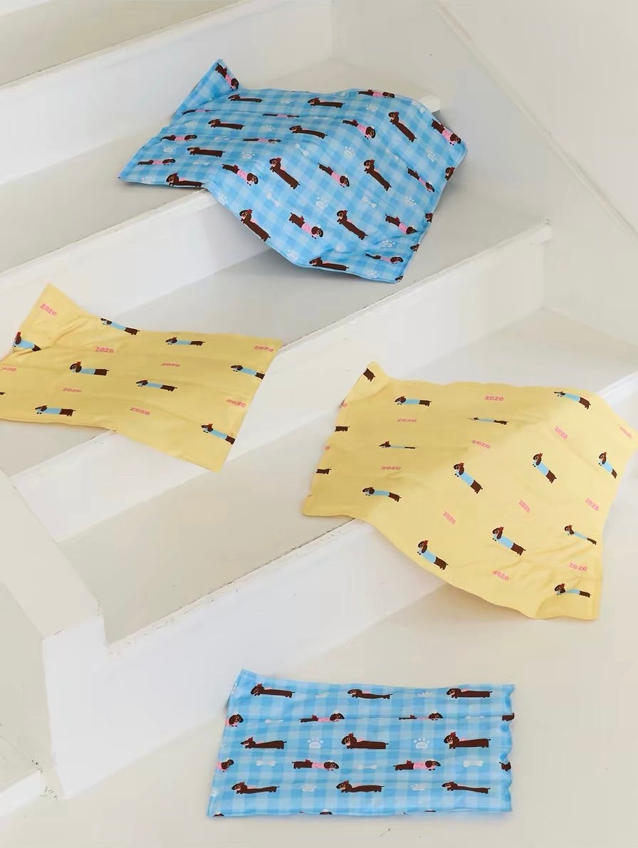 Dachshund Ice Pillow Mat