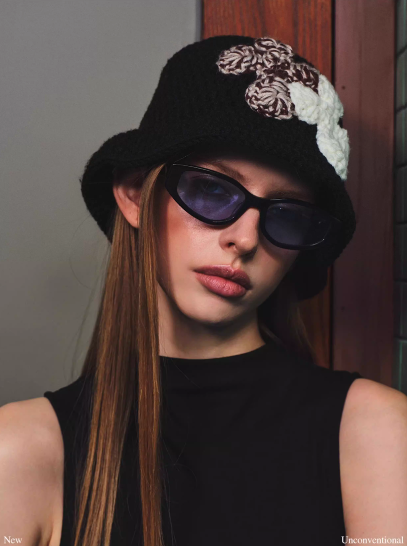 Florale Whisper Bucket Hat